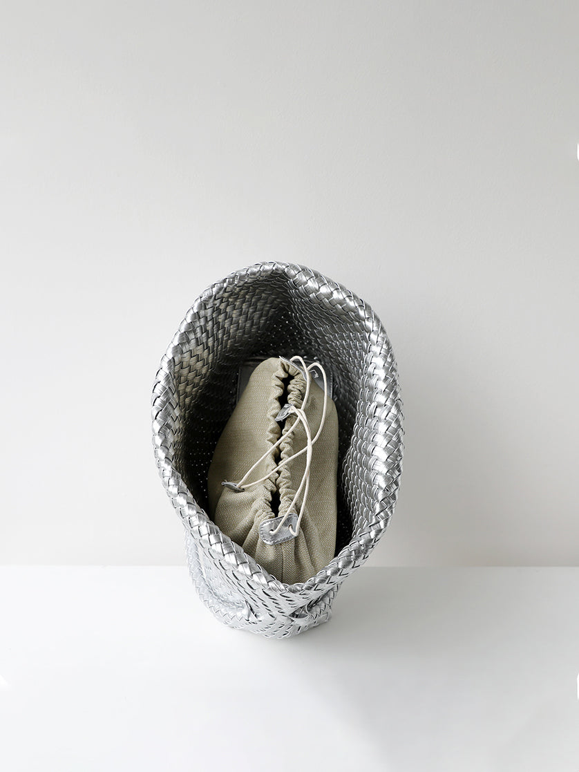Woven vegan leather tote bag with independent canvas inner pouch