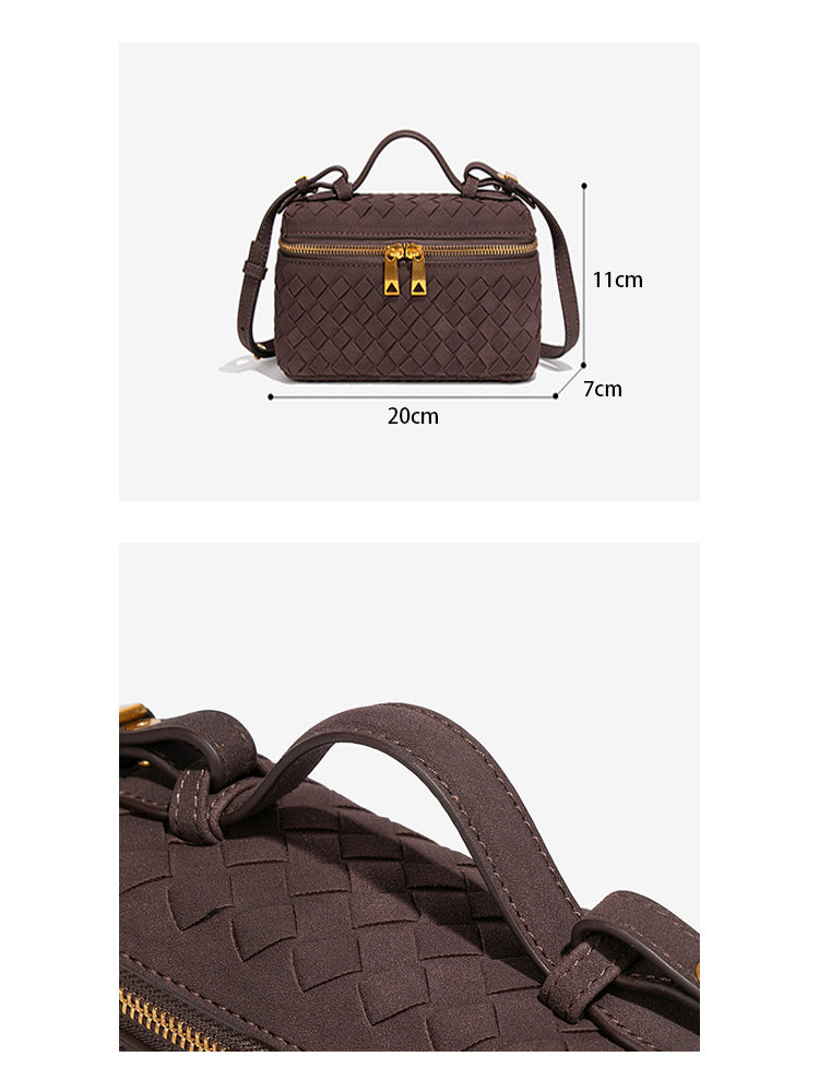 Size guide for woven vegan leather top handle crossbody bag measuring 20 cm by 7 cm by 11 cm